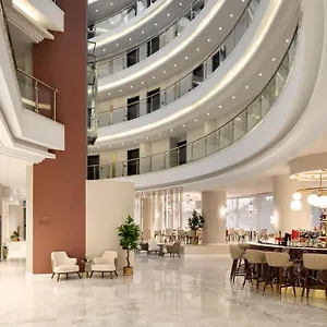 מלון Ramada By Wyndham Bucharest Airport