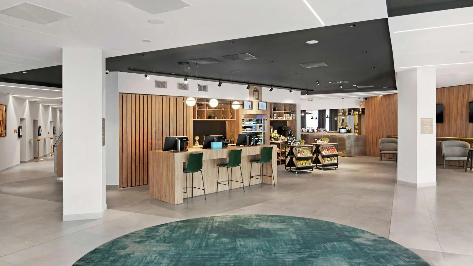 Hilton Garden Inn Bucharest Airport Otopeni 4*,  Romania